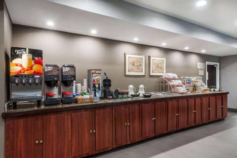 Hawthorn Extended Stay by Wyndham Columbus West — photo 8