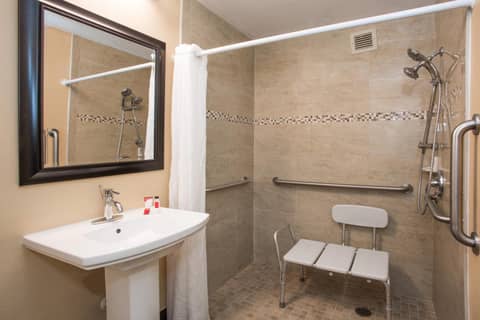 Days Inn by Wyndham Sarasota Bay — photo 4