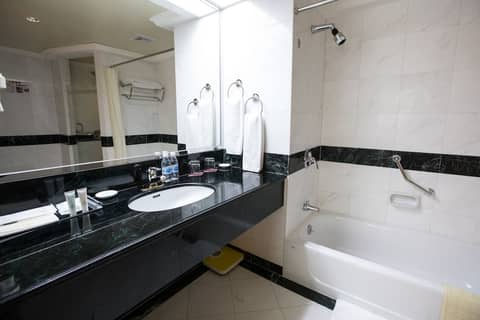 Golden Crown China Hotel — photo 4