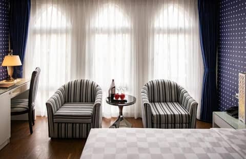Le Petit Prince Lakeside Hotel & Rooftop Bar — photo 8