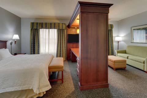 Hampton Inn & Suites Indianapolis-Airport — photo 4