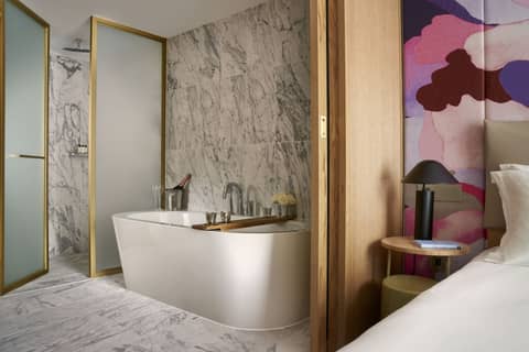 The BoTree London, Curio Collection by Hilton — hotel room