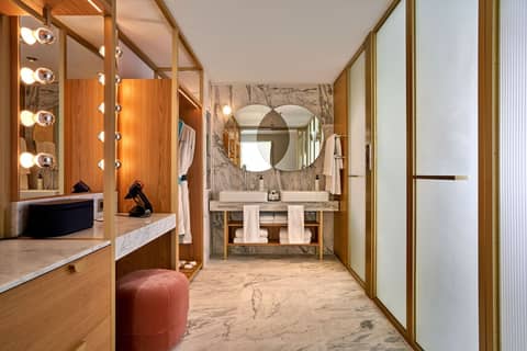 The BoTree London, Curio Collection by Hilton — hotel reception
