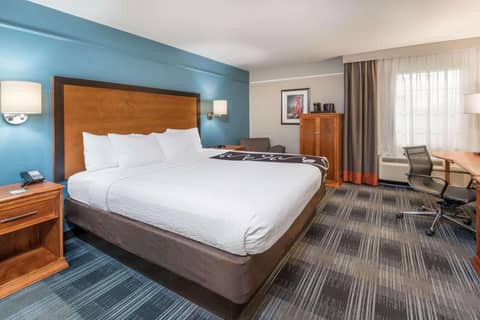 La Quinta Inn by Wyndham San Antonio Brooks City Base — photo 2