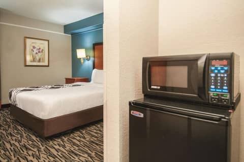 La Quinta Inn by Wyndham San Antonio Brooks City Base — photo 5