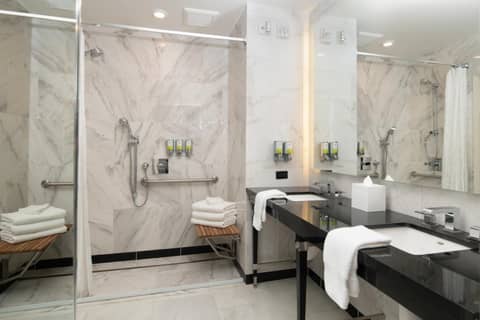 Staypineapple, An Elegant Hotel, Union Square — bathroom