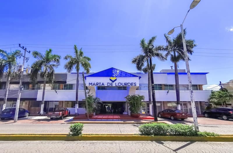 Hotel Maria de Lourdes — building