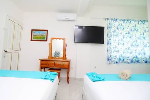 Hotel Maria de Lourdes — hotel room