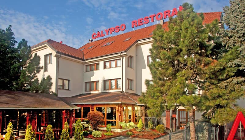 Hotel Calypso — building