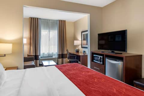 Comfort Suites Columbus West - Hilliard — photo 2