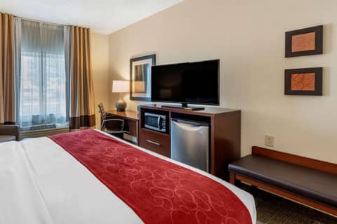 Comfort Suites Columbus West - Hilliard — photo 3