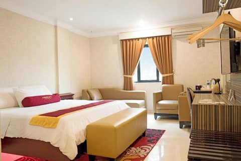 BI Executive Hotel — photo 6