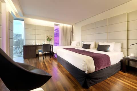 Eurostars Grand Central — hotel room