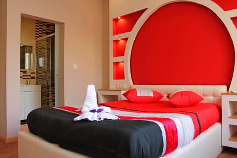 Monte Carlo Love Porto — hotel room