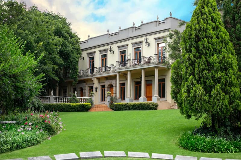 Fairlawns Boutique Hotel & Spa — building