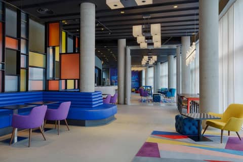 Aloft by Marriott London Excel — photo 9
