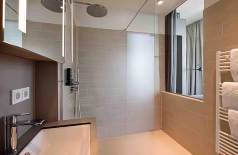 OBERDECK Studio Apartments - Adults only — bathroom