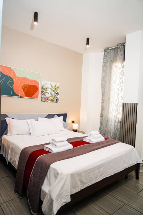B&B Paradise — hotel room