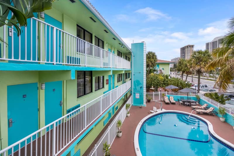 Ocean Reef Hotel — building