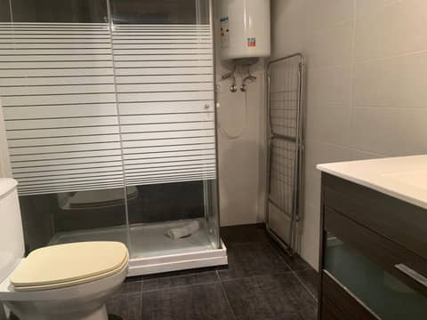Zerka Centro — bathroom