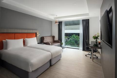 Grand 5 Hotel & Plaza Sukhumvit Bangkok — photo 5
