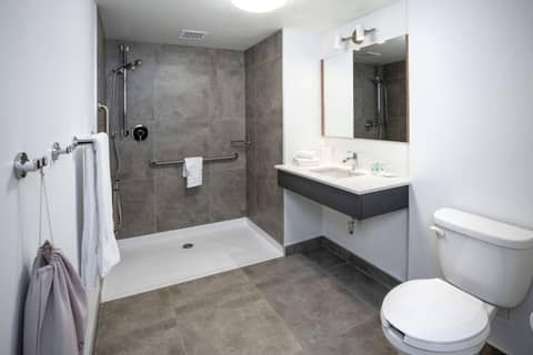 Quality Inn — photo 3