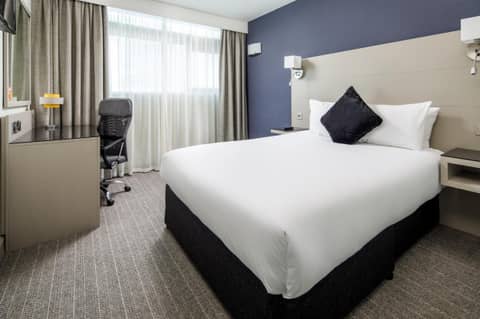 Mercure Manchester Piccadilly Hotel — photo 4