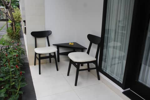 The Diana Suite — balance & terrace