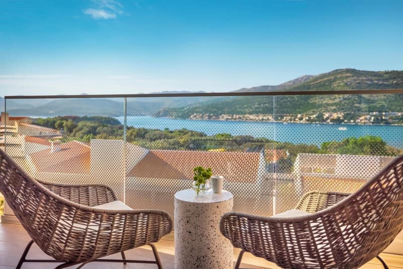 Valamar Tirena Hotel — balance & terrace