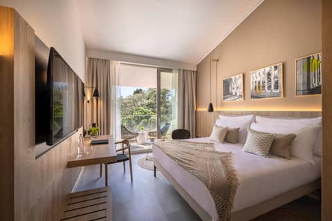 Valamar Tirena Hotel — hotel room