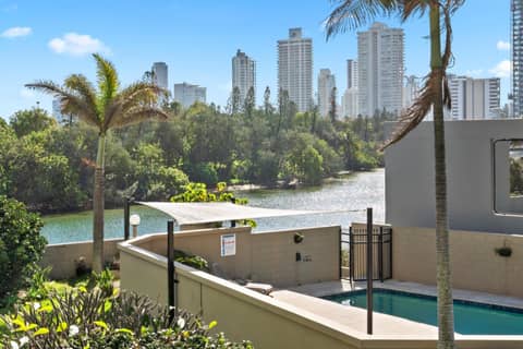 Narrowneck Court Holiday Apartments — photo 3
