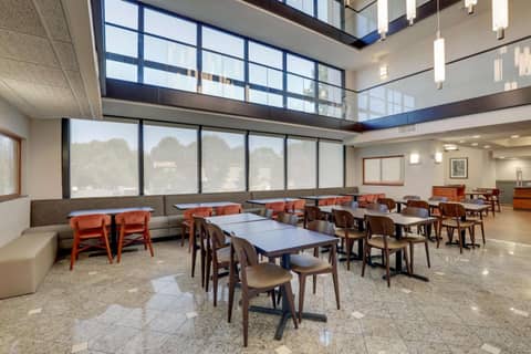 Drury Inn & Suites Charlotte University Place — photo 5