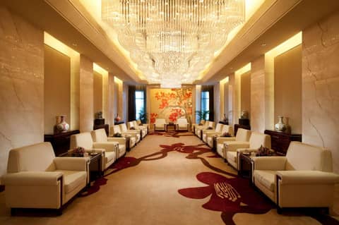 Hilton Guangzhou Baiyun-Conton Fair Free Shuttle Bus Service and Free Registration — photo 8