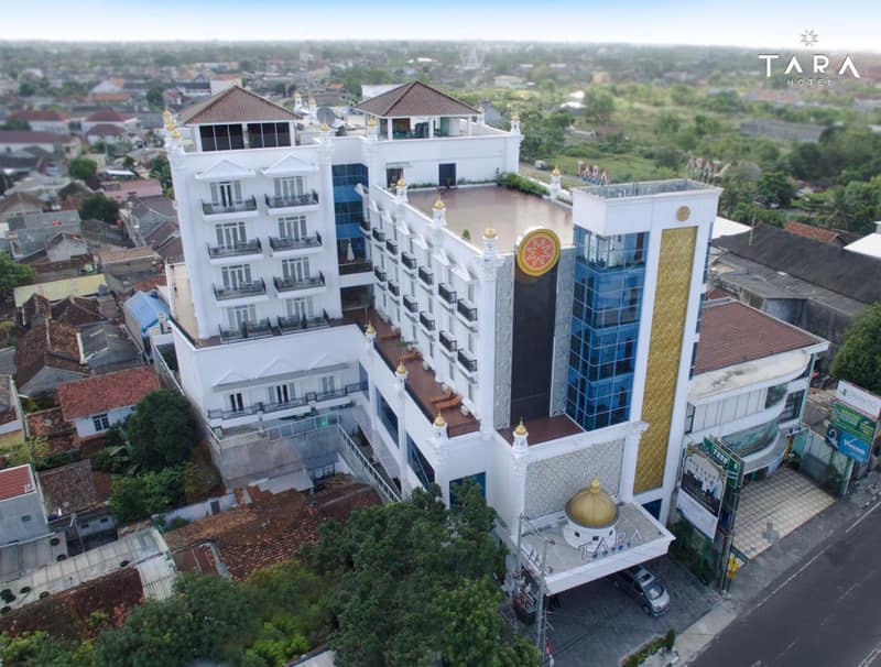 Tara Hotel Yogyakarta — building