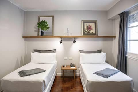 Carsson Hotel Downtown Buenos Aires — hotel room