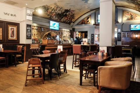 The Wellington Hotel — restaurant