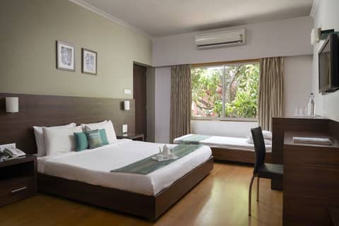 The Hawaii Comforts Panjim Donapaula — photo 2