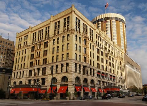 The Pfister Hotel — photo 7