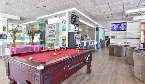 Bayside Salgados — lounge