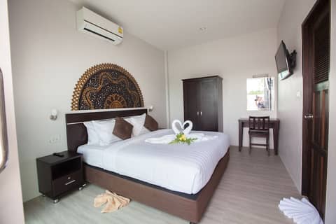 Lux Family Villas — hotel room