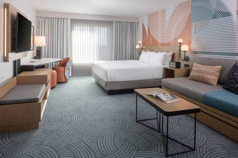 Hotel Landy Orlando Universal Blvd, a Tribute Portfolio Hotel — hotel room