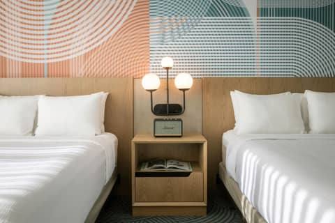 Hotel Landy Orlando Universal Blvd, a Tribute Portfolio Hotel — bedroom
