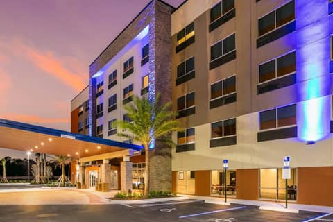 Holiday Inn Express & Suites Jacksonville - Town Center by IHG — photo 5