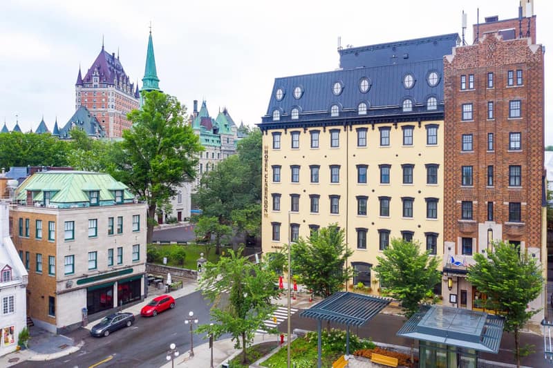 Hotel Clarendon — building