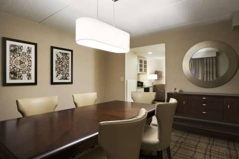 Embassy Suites Cleveland - Beachwood — photo 9