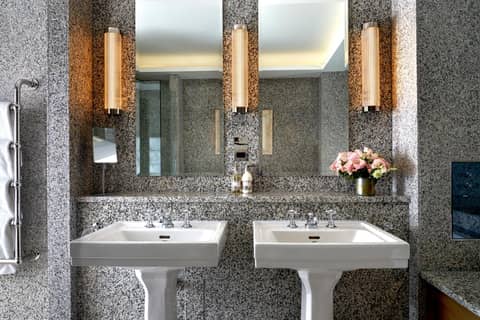 Haymarket Hotel, Firmdale Hotels — bathroom
