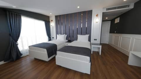 Mai İnci Otel — hotel room