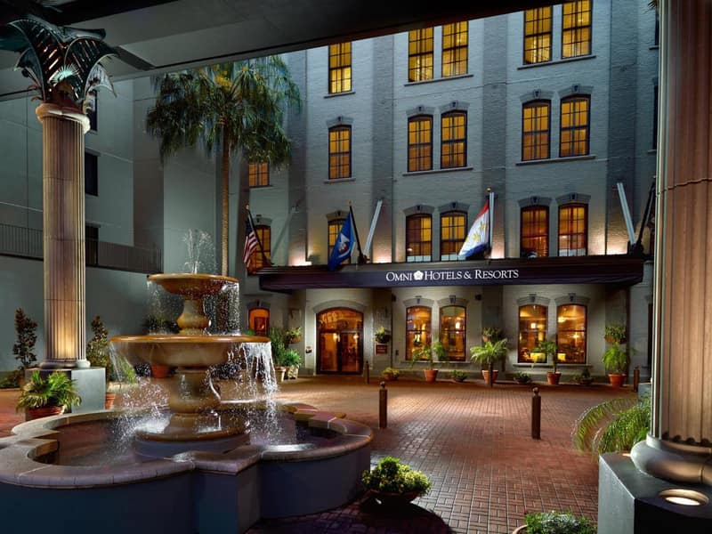 The Riverfront Hotel New Orleans — building
