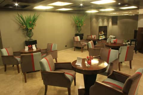 Grand King Hotel — lounge