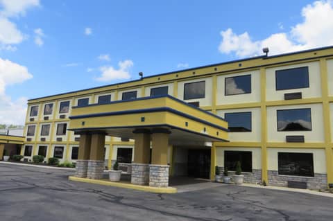 Days Inn by Wyndham Columbus Airport — photo 4